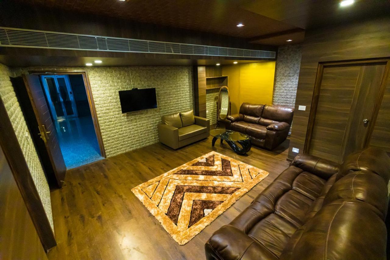 Hotel Vijayarani 3*